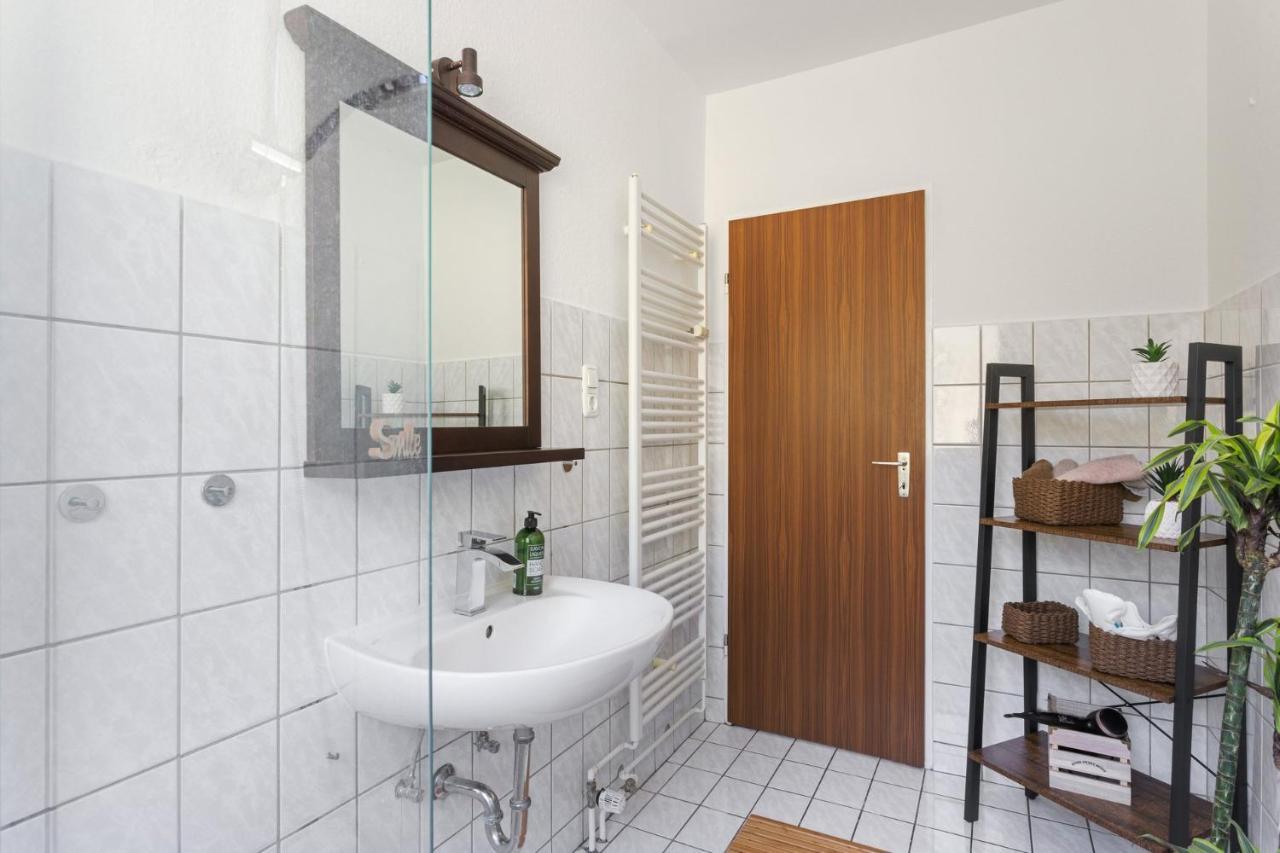 Charysma - Weserufer, Stylish, Schlafzimmer Mit Smart-Tv, 2 Parkplaetze Hamelin Exterior foto